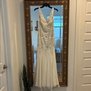 Sue Wong nocturne Ivory Beaded Lace V-Neck Wedding Gown